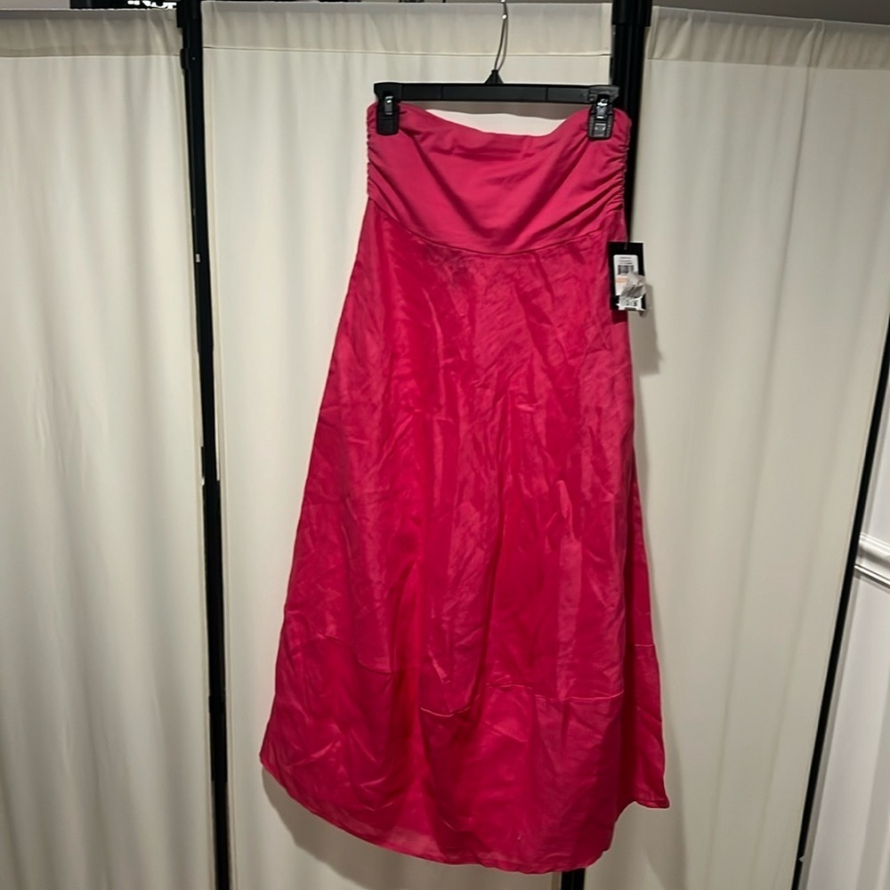DKNY new with tags, pink, beautiful skirt